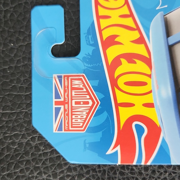 Hot Wheels Kool Kombi 3 pcs - Picture 9 of 10